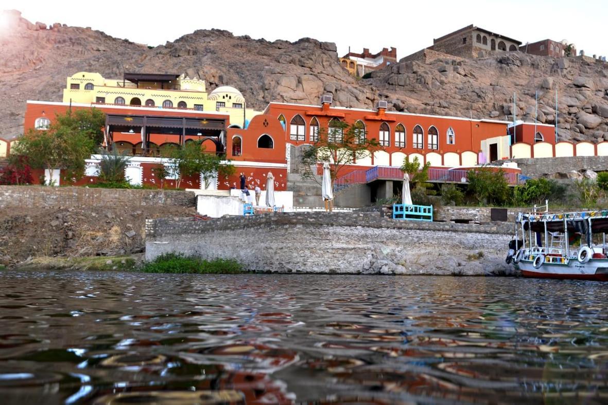 Kato Narty Hotell Aswan Exteriör bild