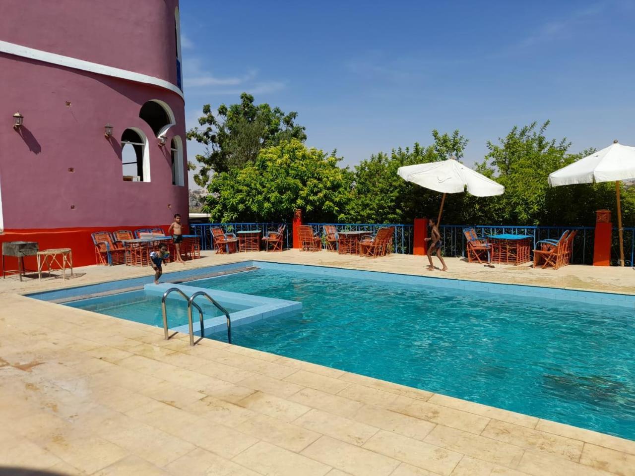 Kato Narty Hotell Aswan Exteriör bild